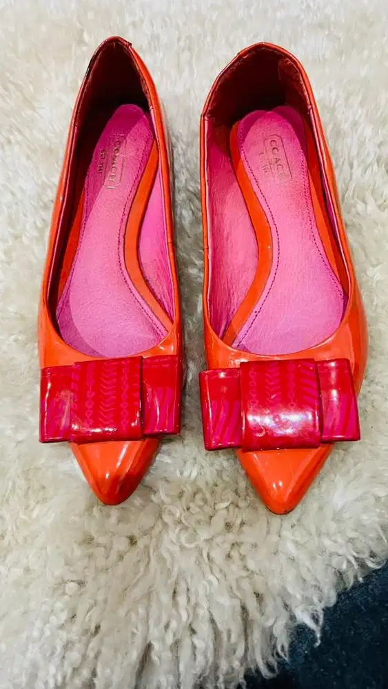 LUXURY COACH FLAT SHOES