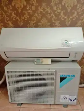 Ac daikin 1pk thailand+pasang
