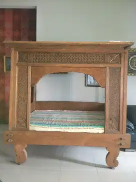 Tempat tdr Jati model bale2