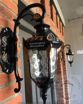 Lampu hias tempel dinding klasik