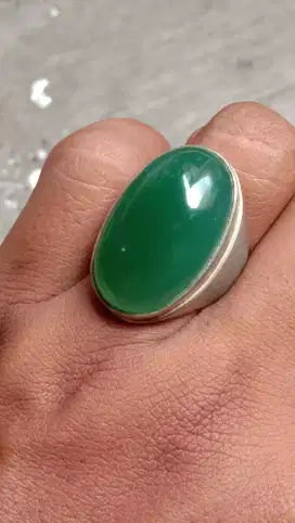 Natural chrome chalcedony