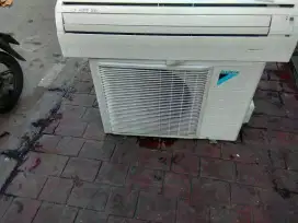 AC bekas merk daikin 2 PK ( berkualitas & bergaransi