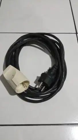 Extension Kabel Hitam 12m