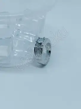 Cincin pria silver single zircon sand pattern