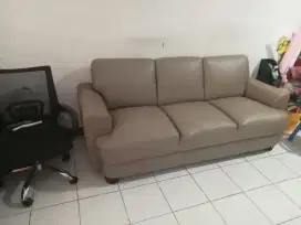 Reparasi,costume sofa, head boardbdll