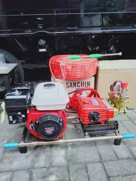 (rumah teknik jogja) 1 set mesin sprayer( sanchin 30+engine honda gp)