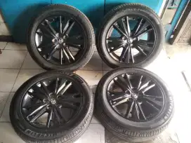 VELG toyota inova venturer ring 17 sama Ban