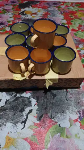Gelas kaleng jadul polos