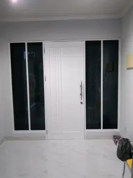 Tukang semprot cat Duco atau melamin