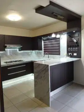 Kitchen set finishing hpl,interior dapur,kabinet dapur,meja minibar