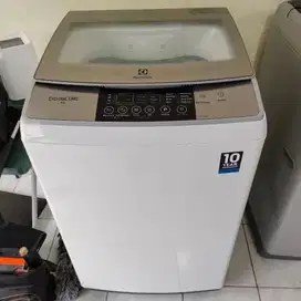 Mesin Cuci Automatic Electrolux EWT805WN Top Loading Cyclonic Care 8kg